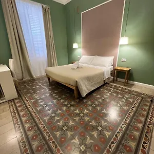 Bed In Pensión